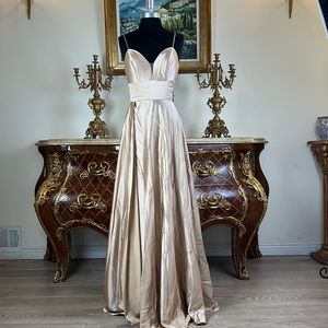 Women,s formal gold high slit open back evening prom dress